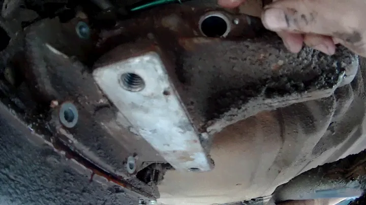 Brian's budjet garadge - 2000 Crown Vic transmission rear bushing - seal