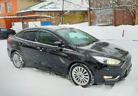 Ford Focus 2018 г. Автомат (черный)