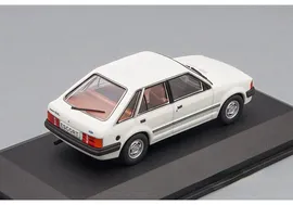Масштабная модель FORD Escort GL 1982 белый 1:43
