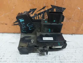 Замок двери передней правой Ford Fusion 2008 1.4 1372465 в Котласе